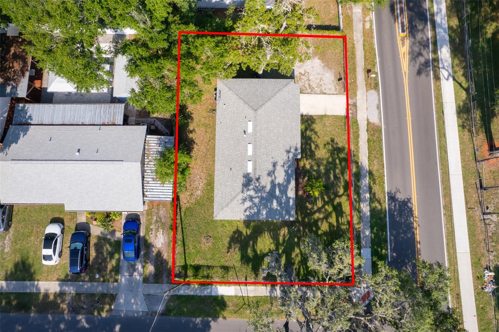 Image 3 of 19 For 828 Ballard Street