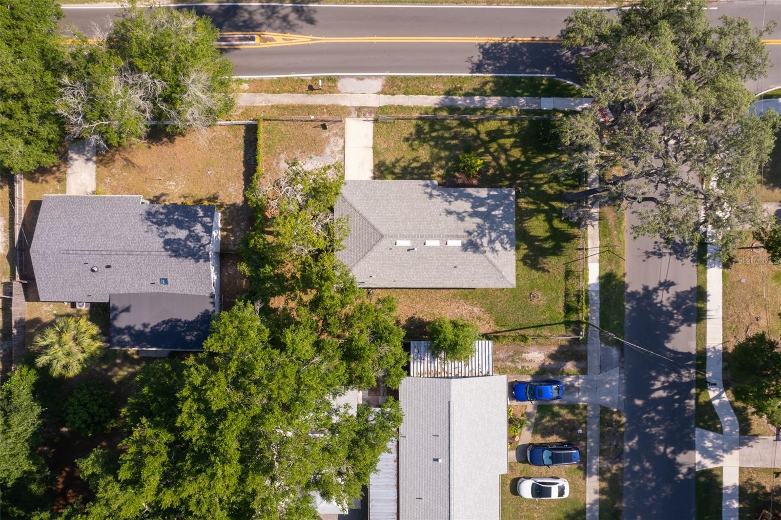 Image 4 of 19 For 828 Ballard Street