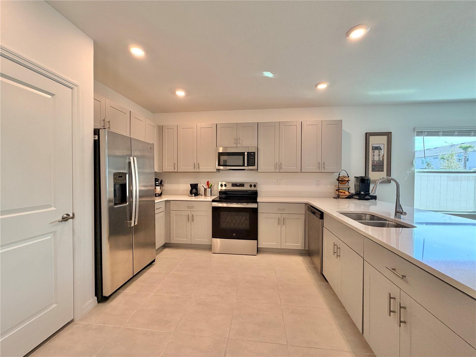 Image 12 of 37 For 5750 Le Marin Way