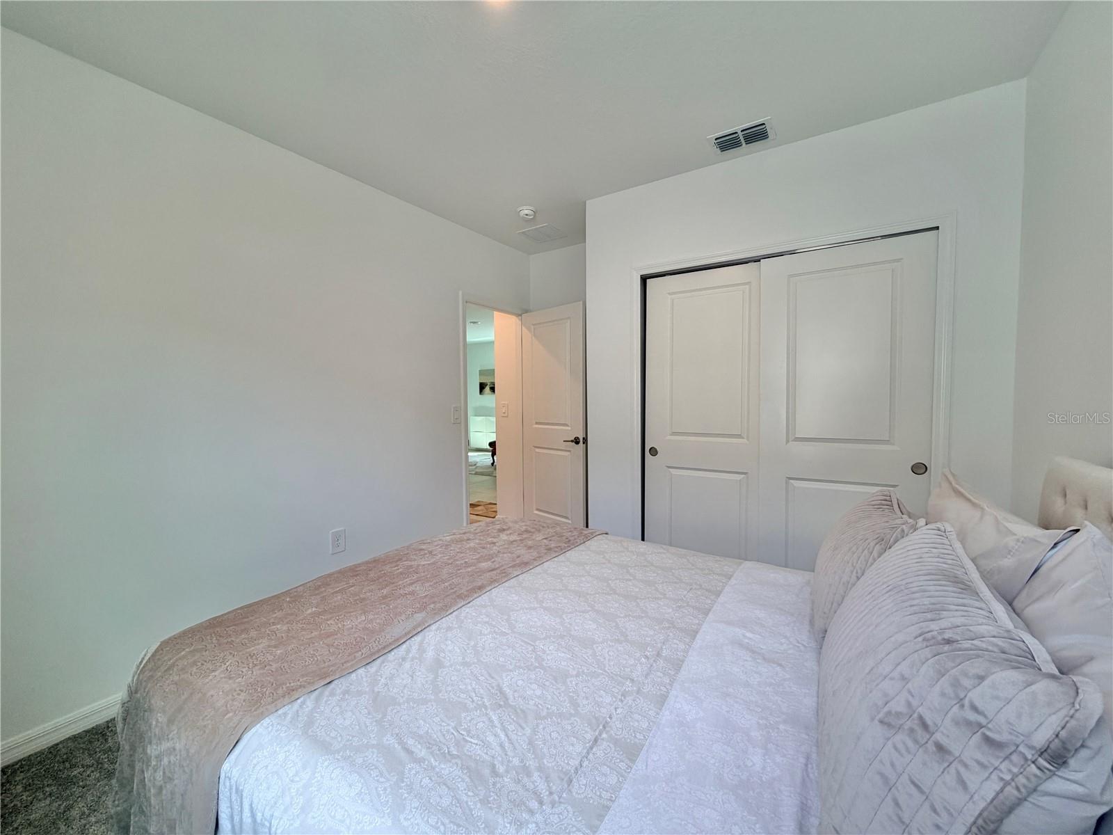 Image 18 of 37 For 5750 Le Marin Way