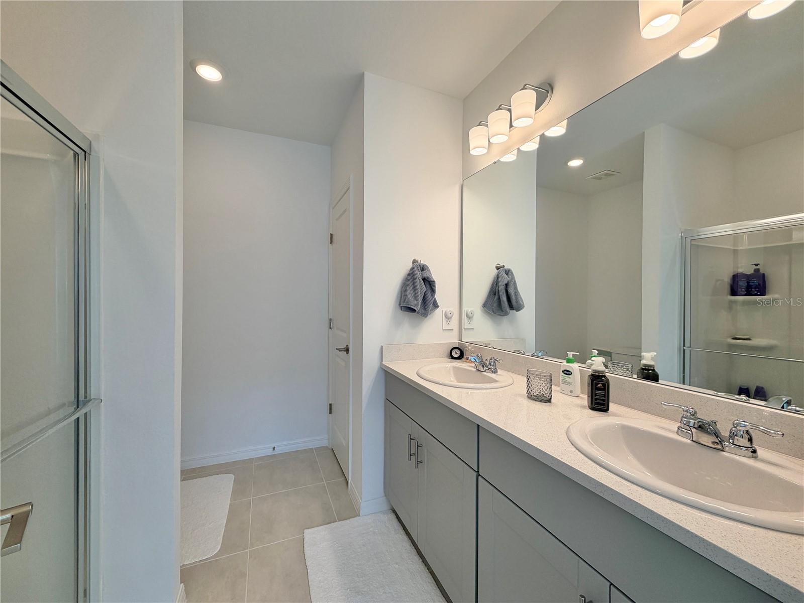 Image 26 of 37 For 5750 Le Marin Way