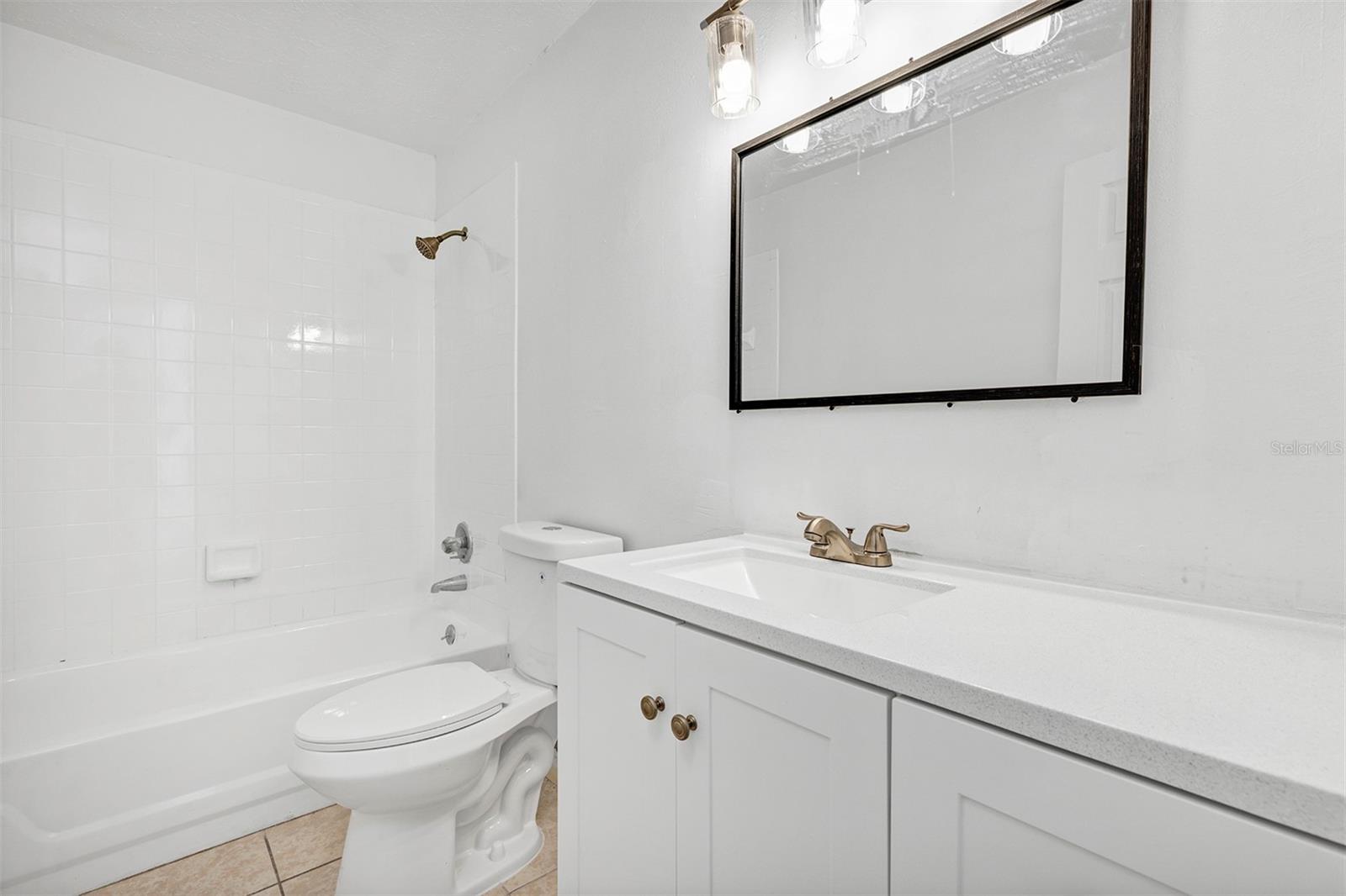 Image 13 of 17 For 3800 17th Court D