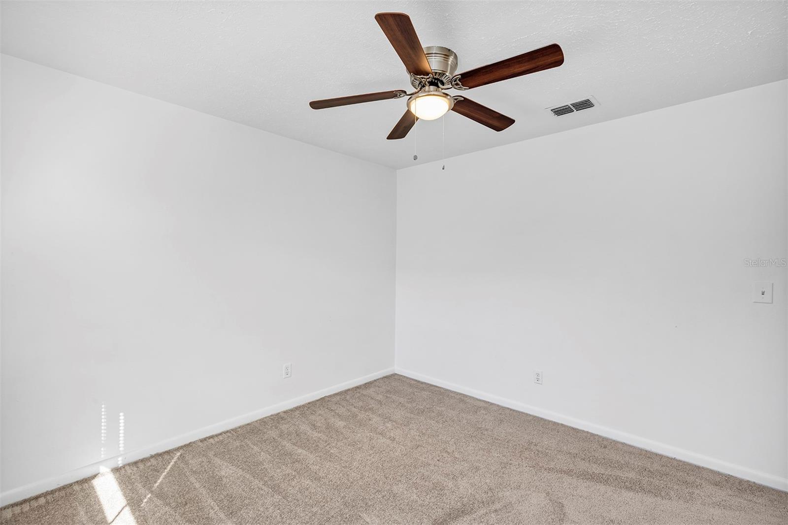 Image 15 of 17 For 3800 17th Court D