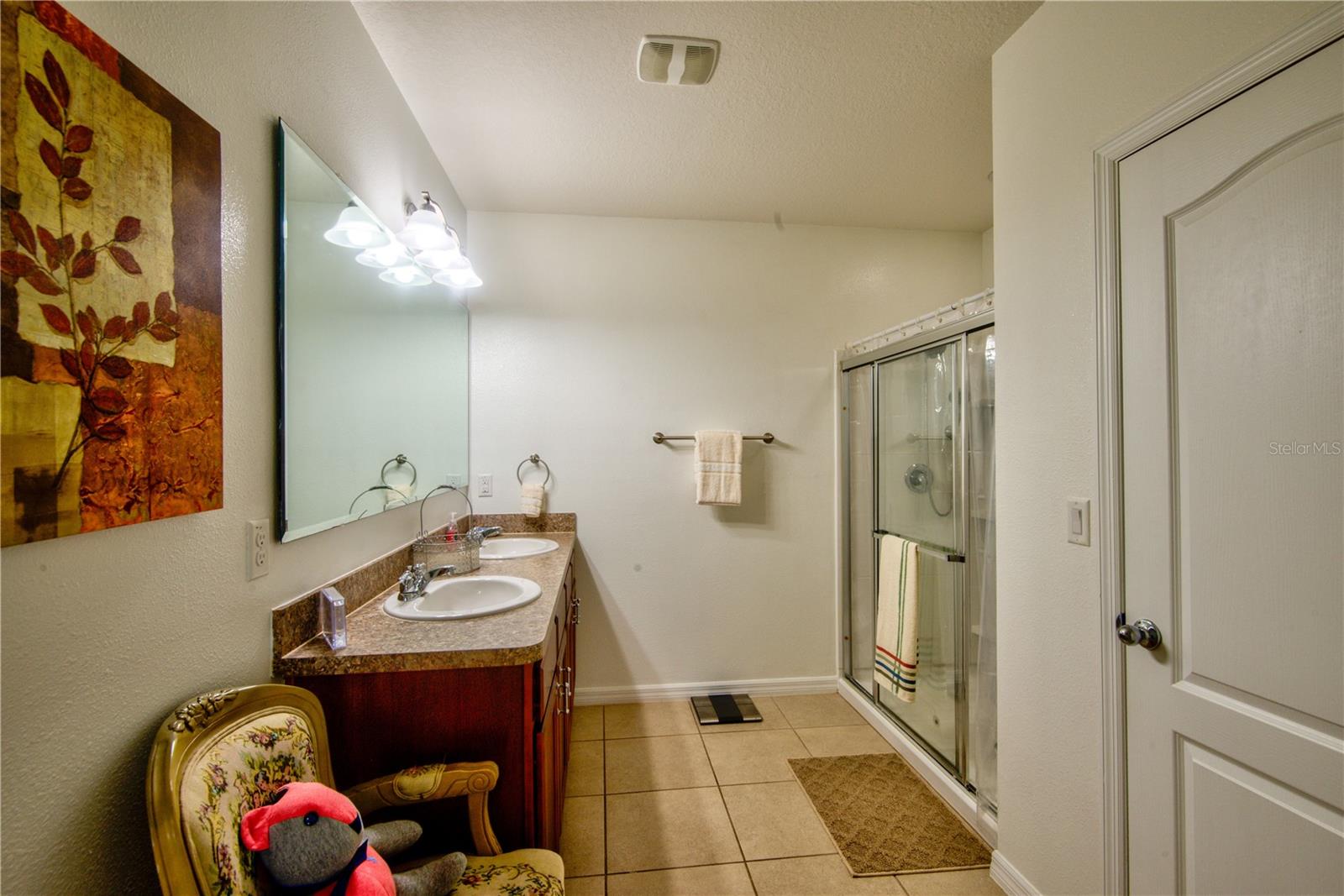 Image 13 of 21 For 488 Nova Drive