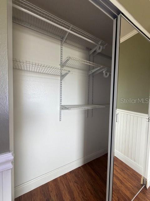 Image 25 of 37 For 667 Jaguar Court