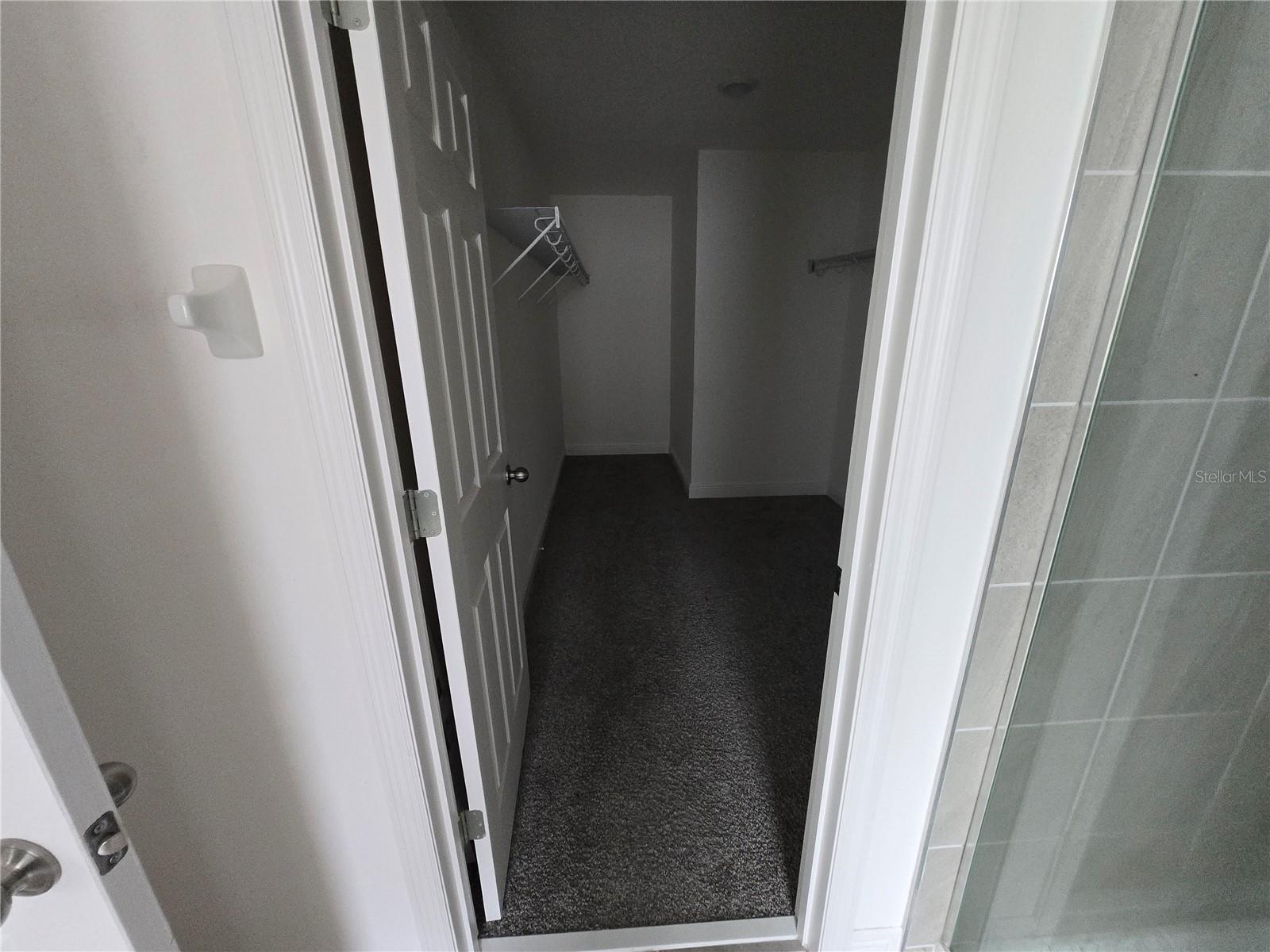 Image 14 of 17 For 1152 Blue Garden Drive