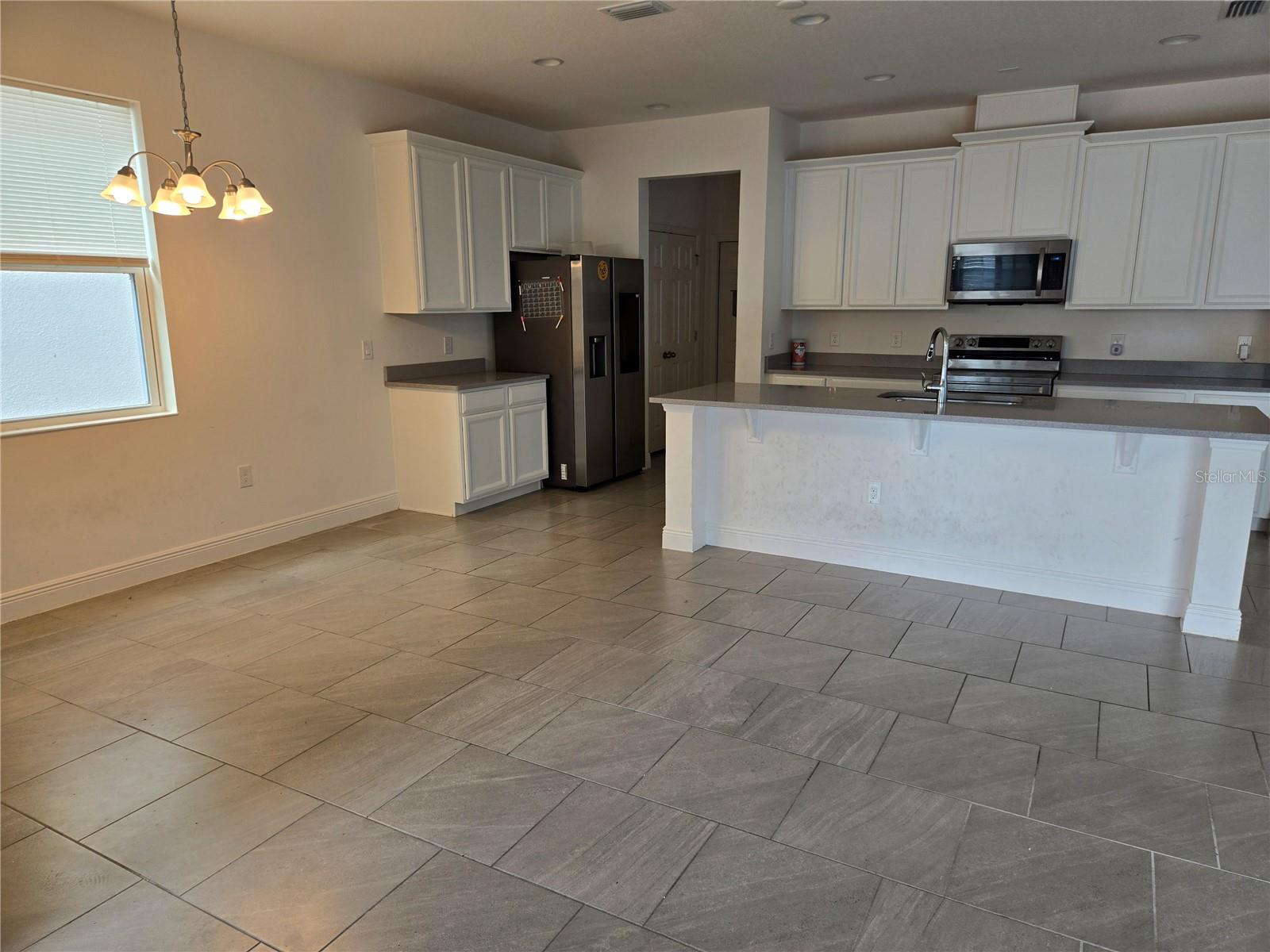 Image 6 of 17 For 1152 Blue Garden Drive