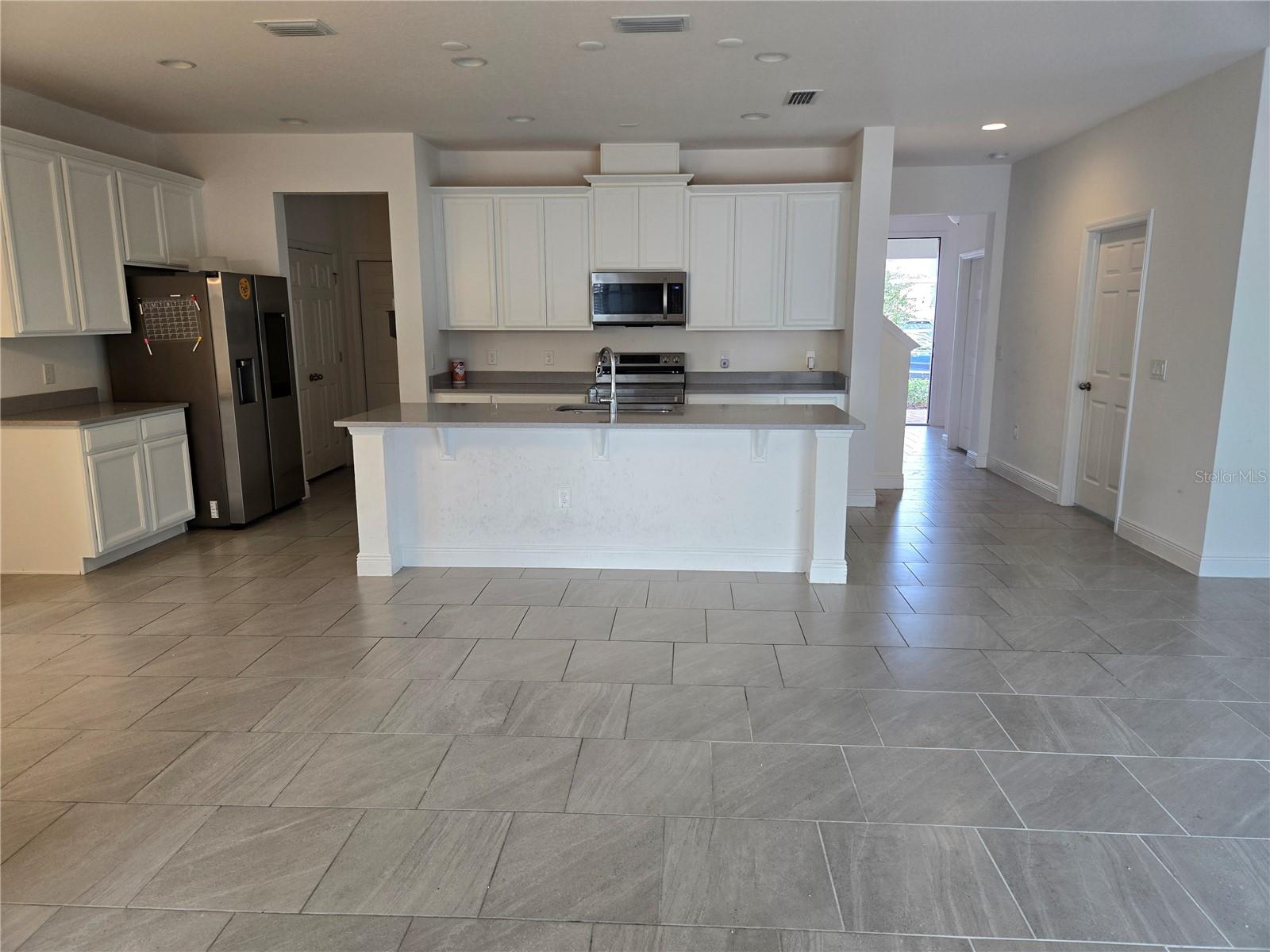 Image 7 of 17 For 1152 Blue Garden Drive