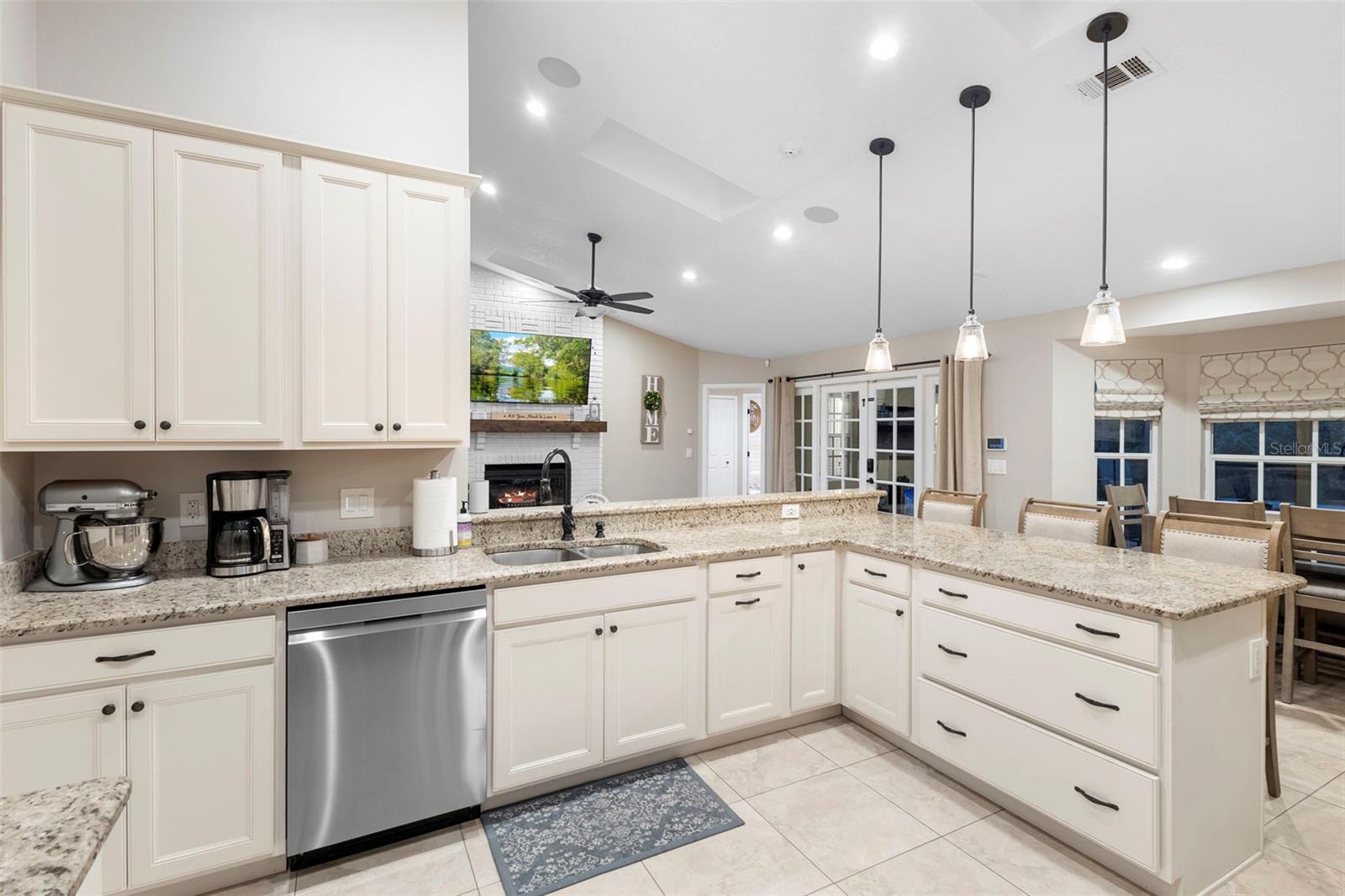 Image 19 of 42 For 1777 Seneca Boulevard