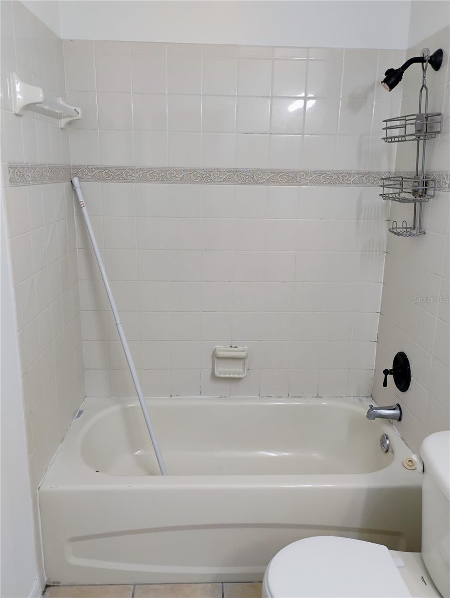 Image 11 of 15 For 201 Draw Bridge Lane