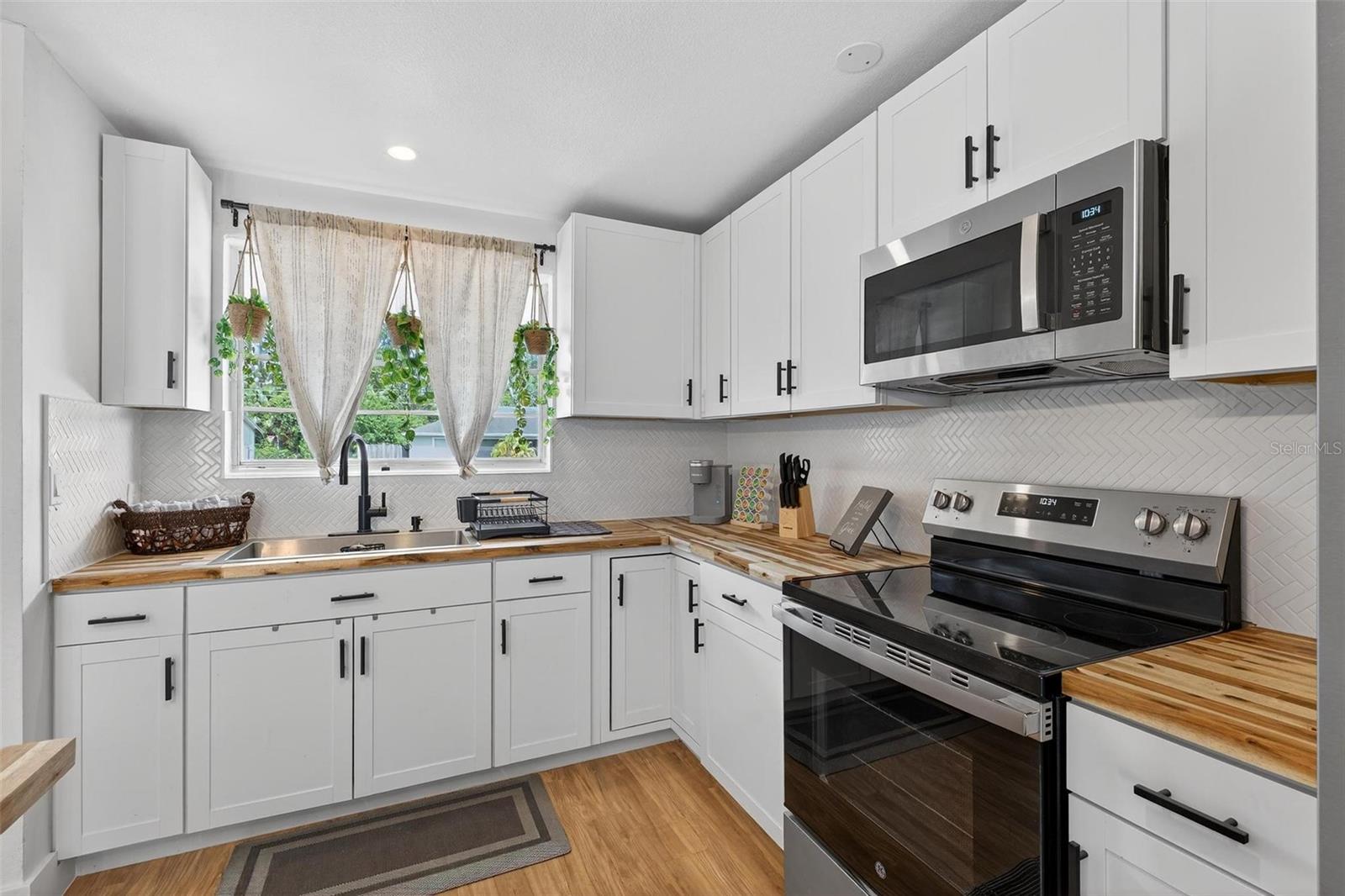 Image 15 of 62 For 1545 Culverhouse Drive