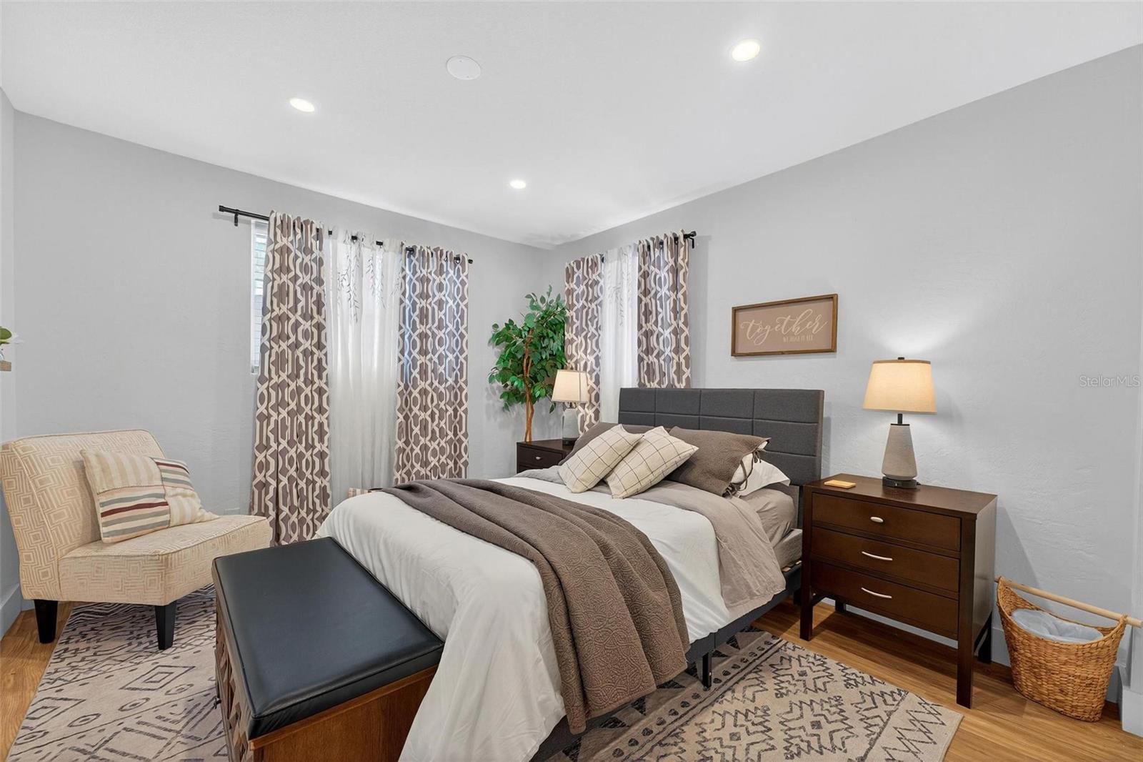 Image 24 of 62 For 1545 Culverhouse Drive