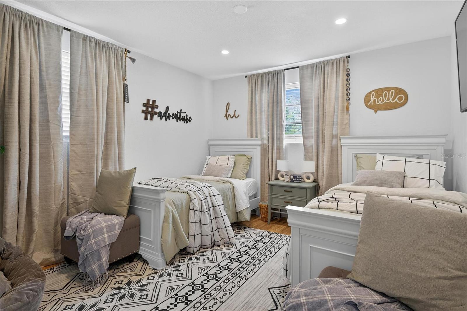 Image 28 of 62 For 1545 Culverhouse Drive