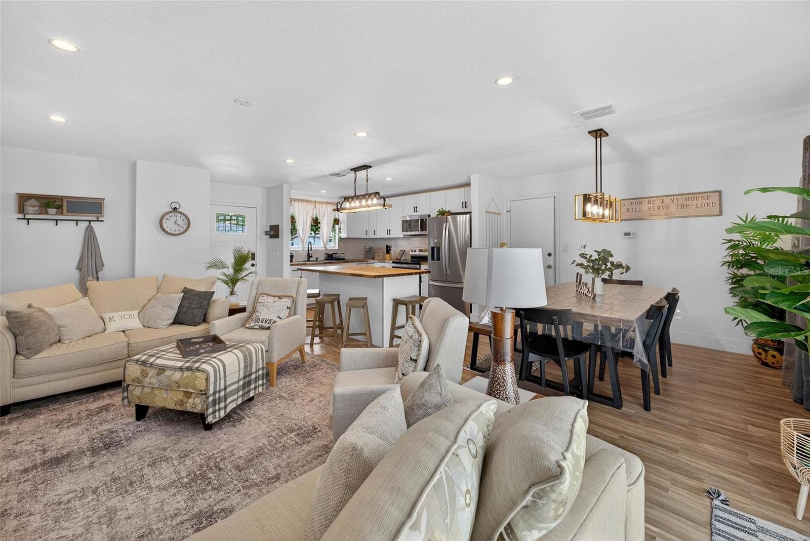 Image 3 of 62 For 1545 Culverhouse Drive