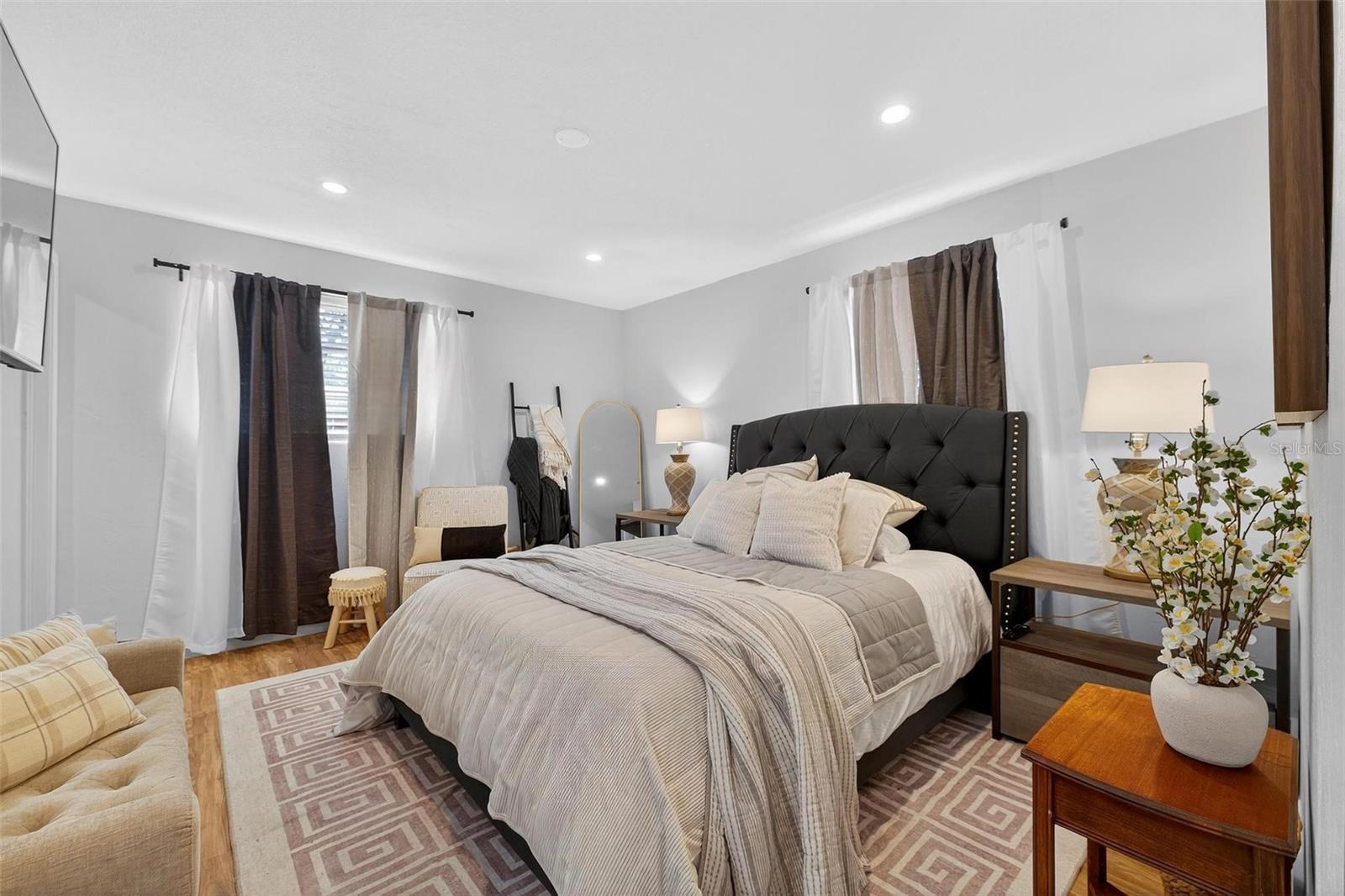 Image 34 of 62 For 1545 Culverhouse Drive