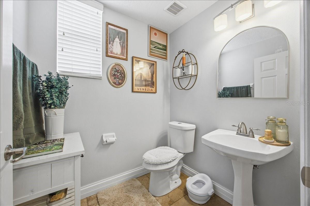 Image 20 of 40 For 13231 Meergate Circle