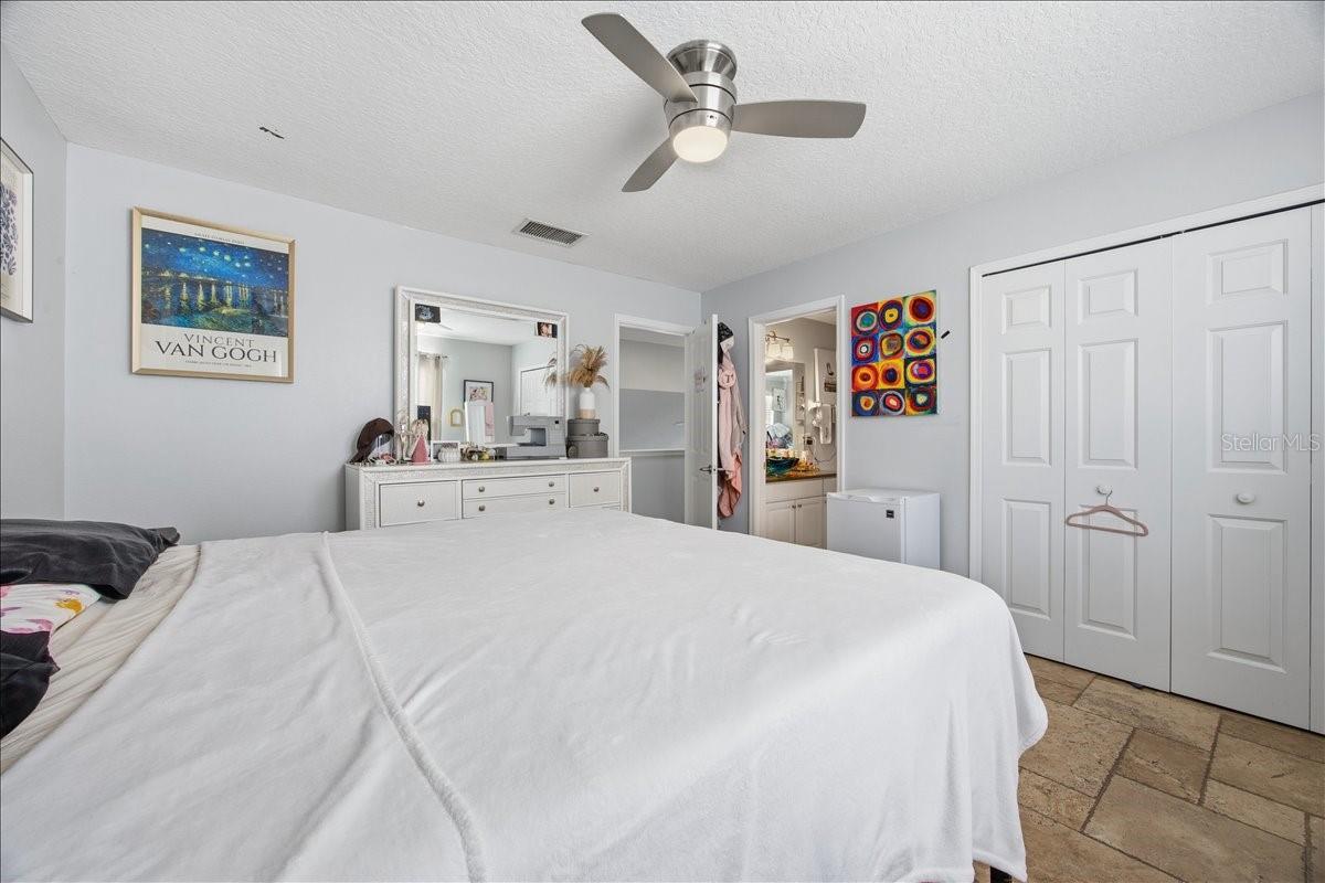 Image 25 of 40 For 13231 Meergate Circle