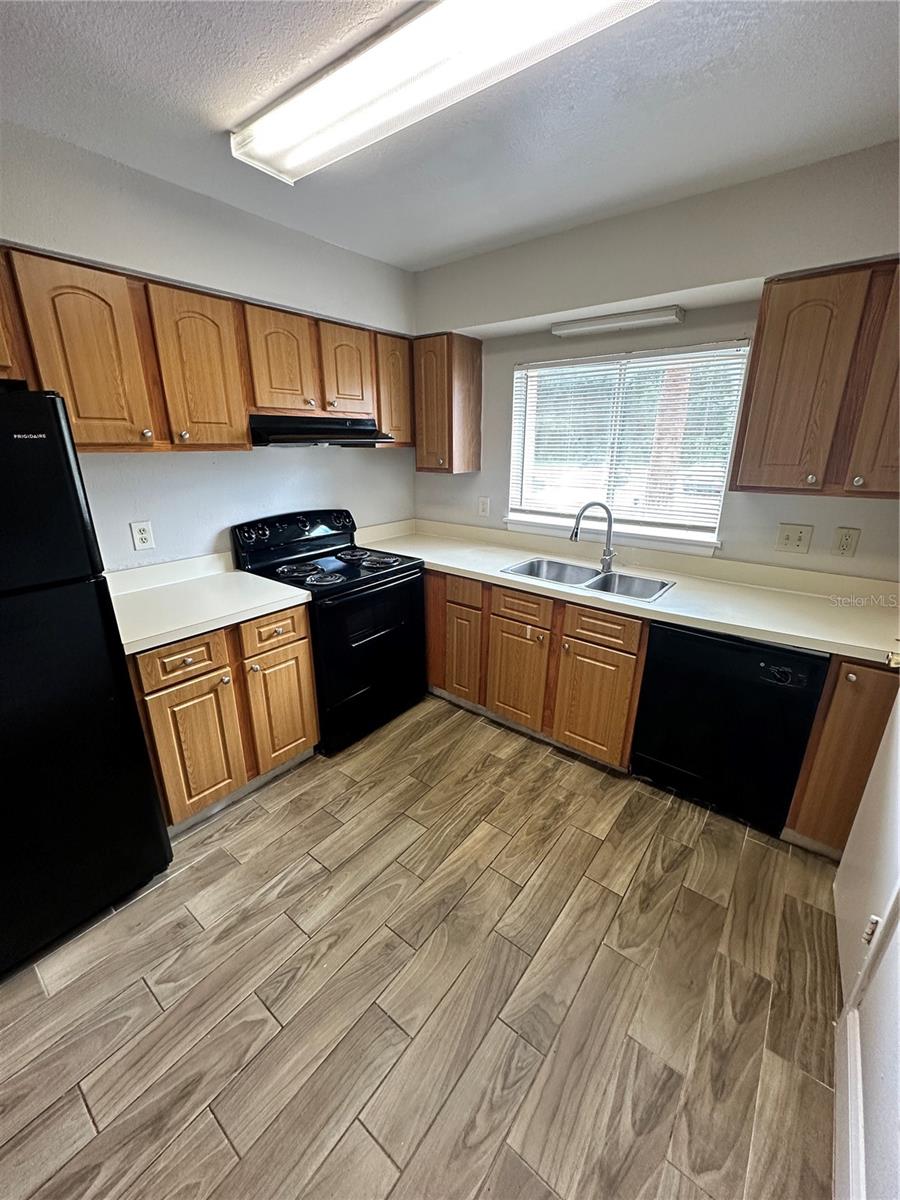 Image 6 of 20 For 4209 Semoran Boulevard 1