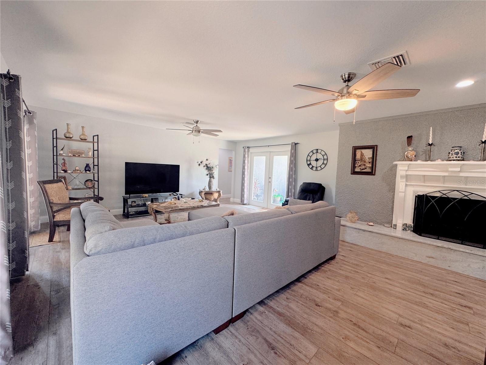 Image 39 of 80 For 4925 Us Highway 441