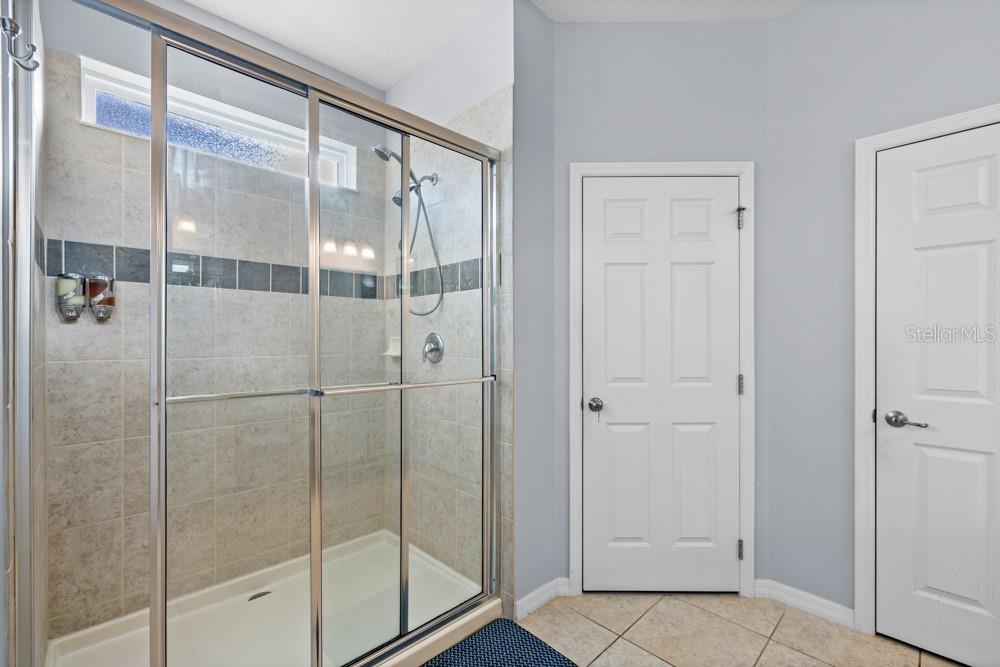 Image 10 of 100 For 6009 Broad Oak Drive