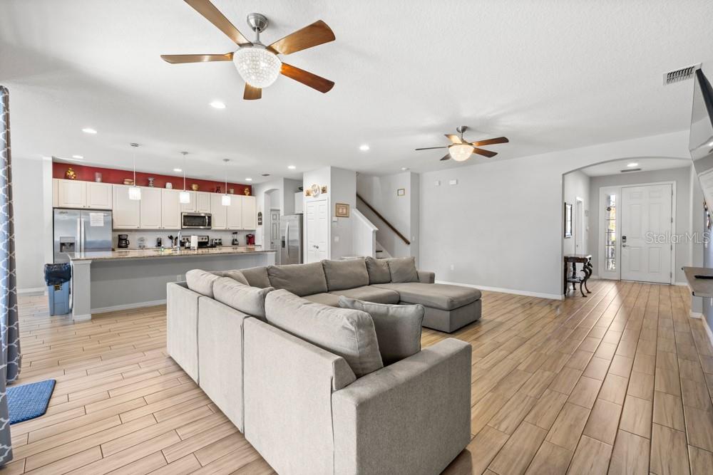 Image 14 of 100 For 6009 Broad Oak Drive