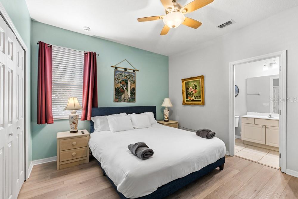 Image 25 of 100 For 6009 Broad Oak Drive