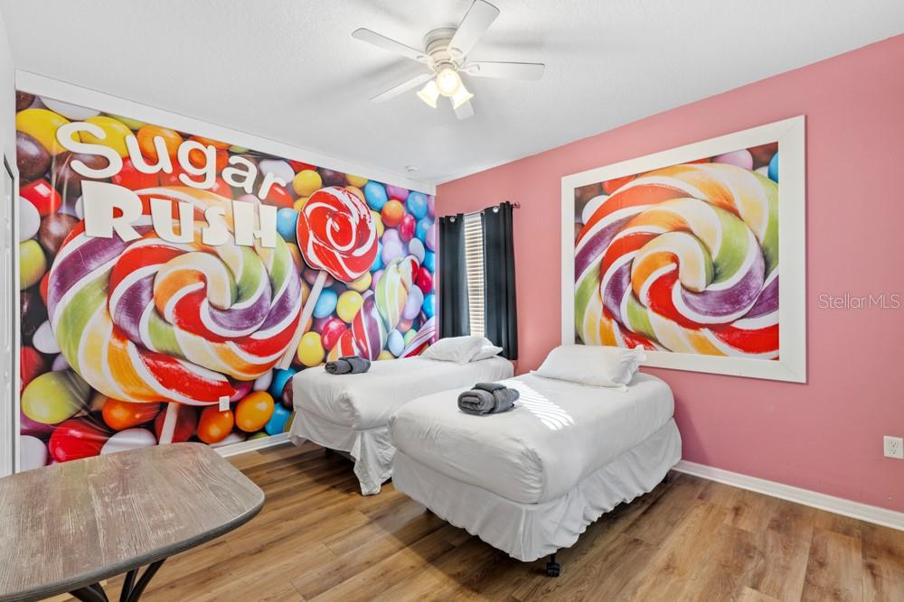 Image 46 of 100 For 6009 Broad Oak Drive