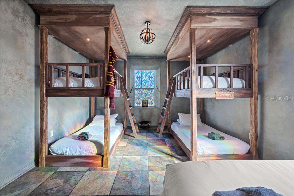 Image 57 of 100 For 6009 Broad Oak Drive