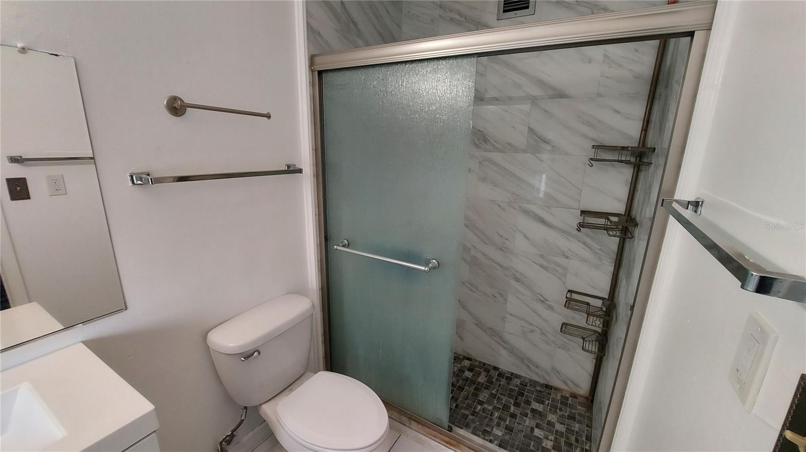 Image 14 of 61 For 1205 Hacienda Drive