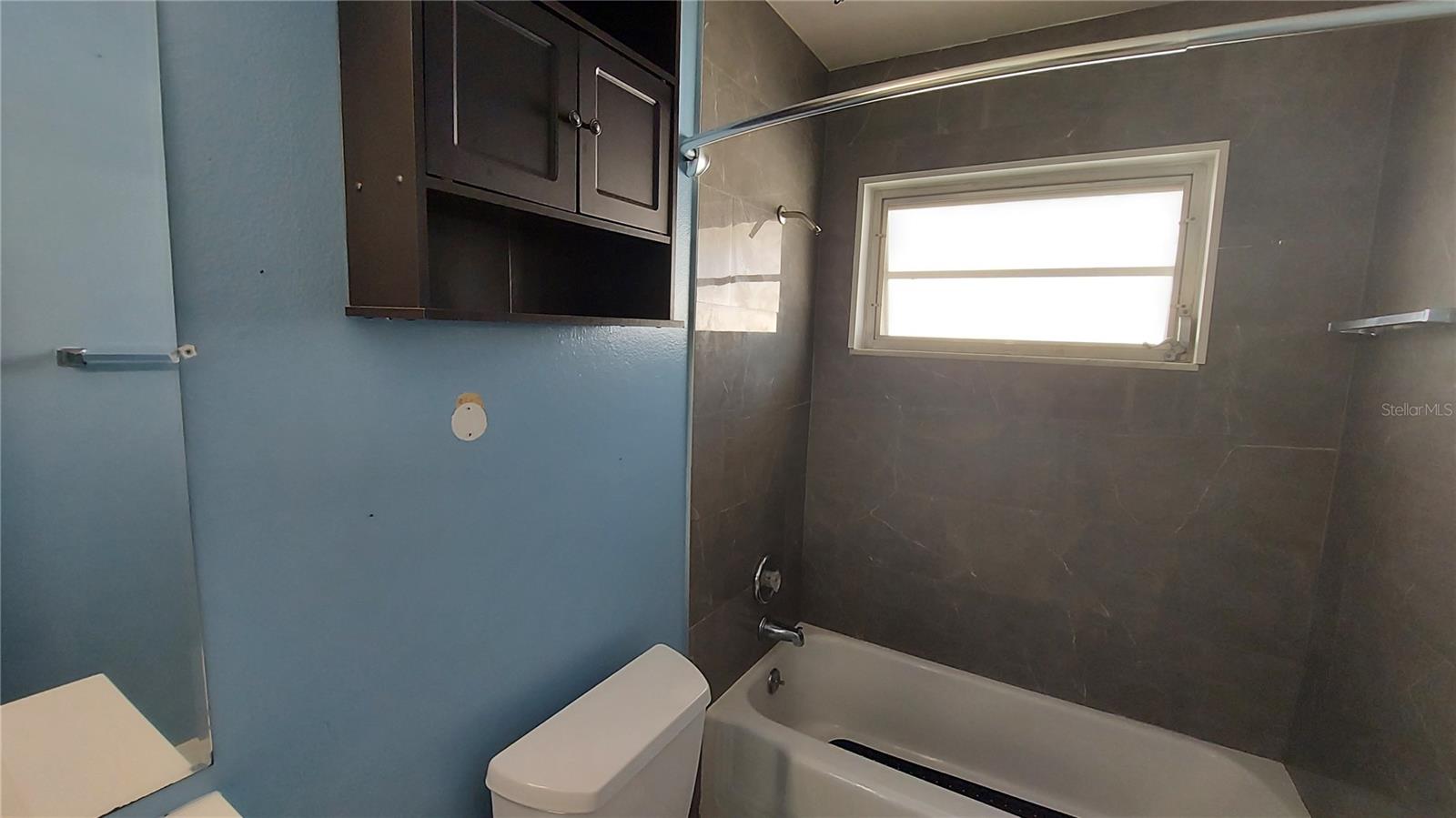 Image 23 of 61 For 1205 Hacienda Drive