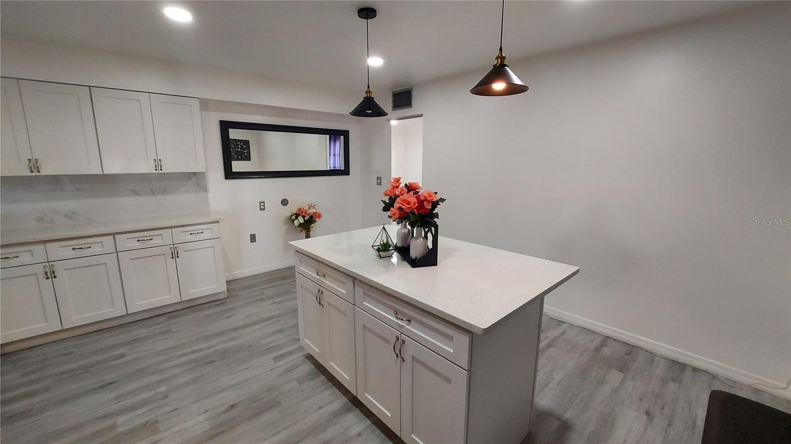 Image 31 of 61 For 1205 Hacienda Drive