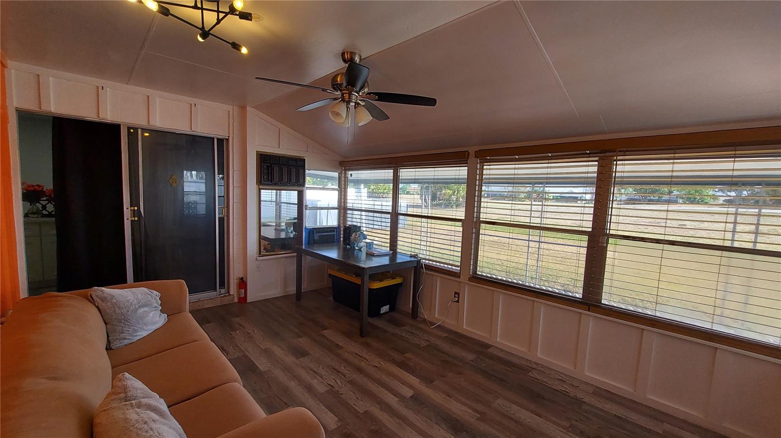 Image 36 of 61 For 1205 Hacienda Drive