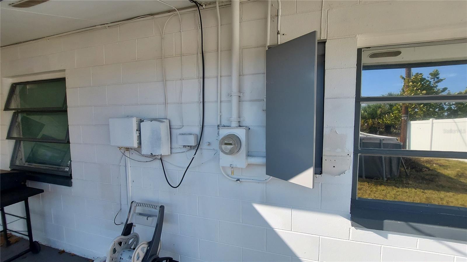 Image 49 of 61 For 1205 Hacienda Drive