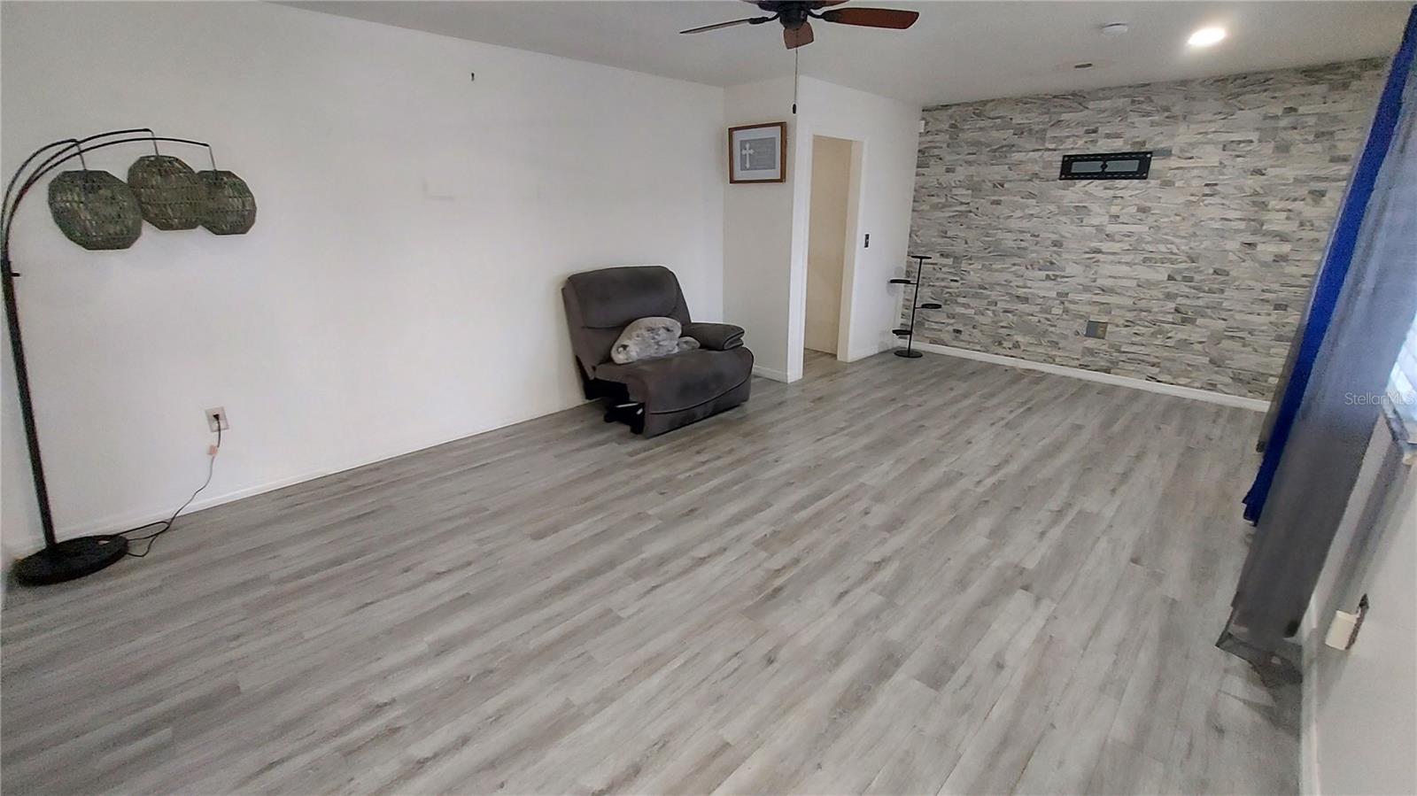 Image 5 of 61 For 1205 Hacienda Drive