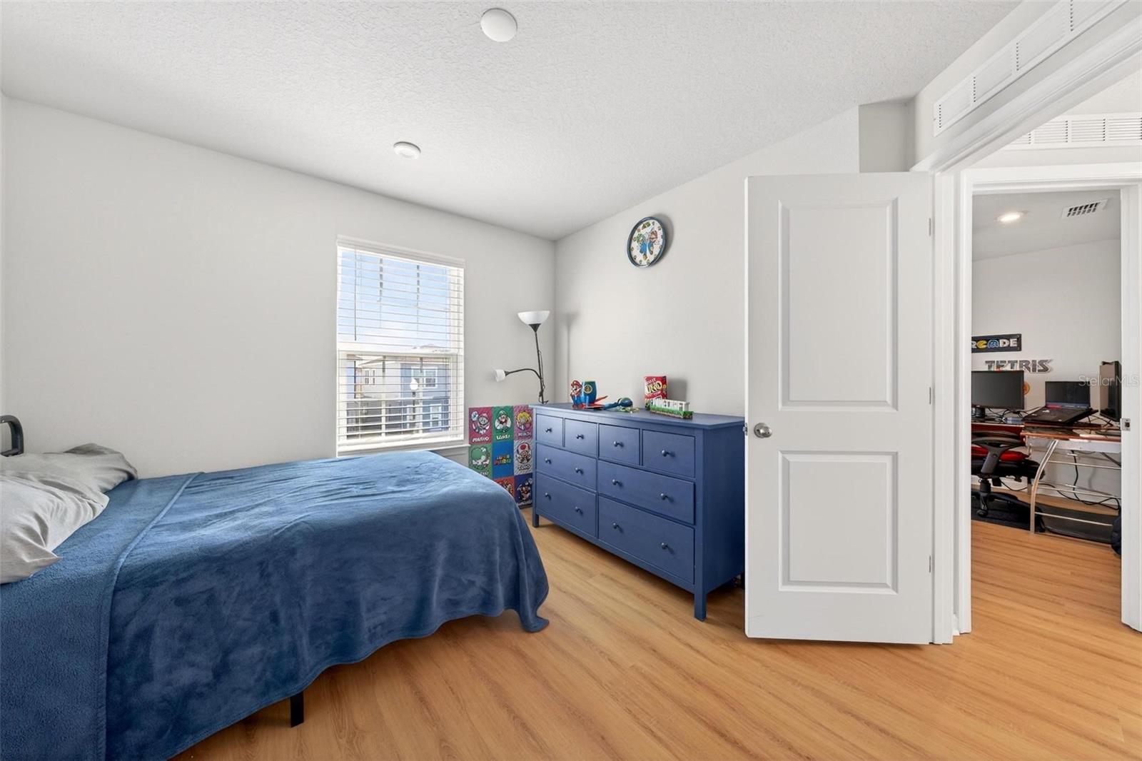 Image 30 of 42 For 3867 Denali Drive