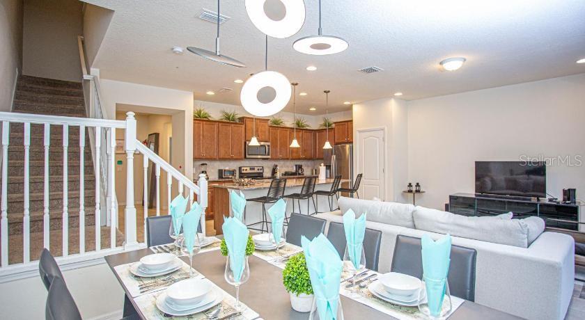 Image 12 of 43 For 8879 Geneve Court