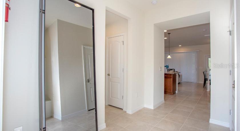 Image 32 of 43 For 8879 Geneve Court