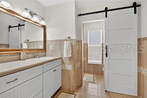 Image 11 of 37 For 24277 Treasure Island Boulevard