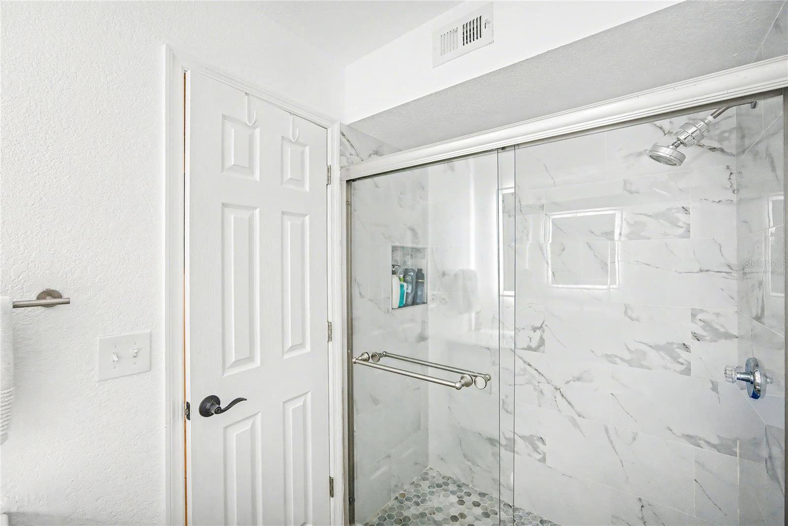 Image 13 of 37 For 11508 Westwood Boulevard 317