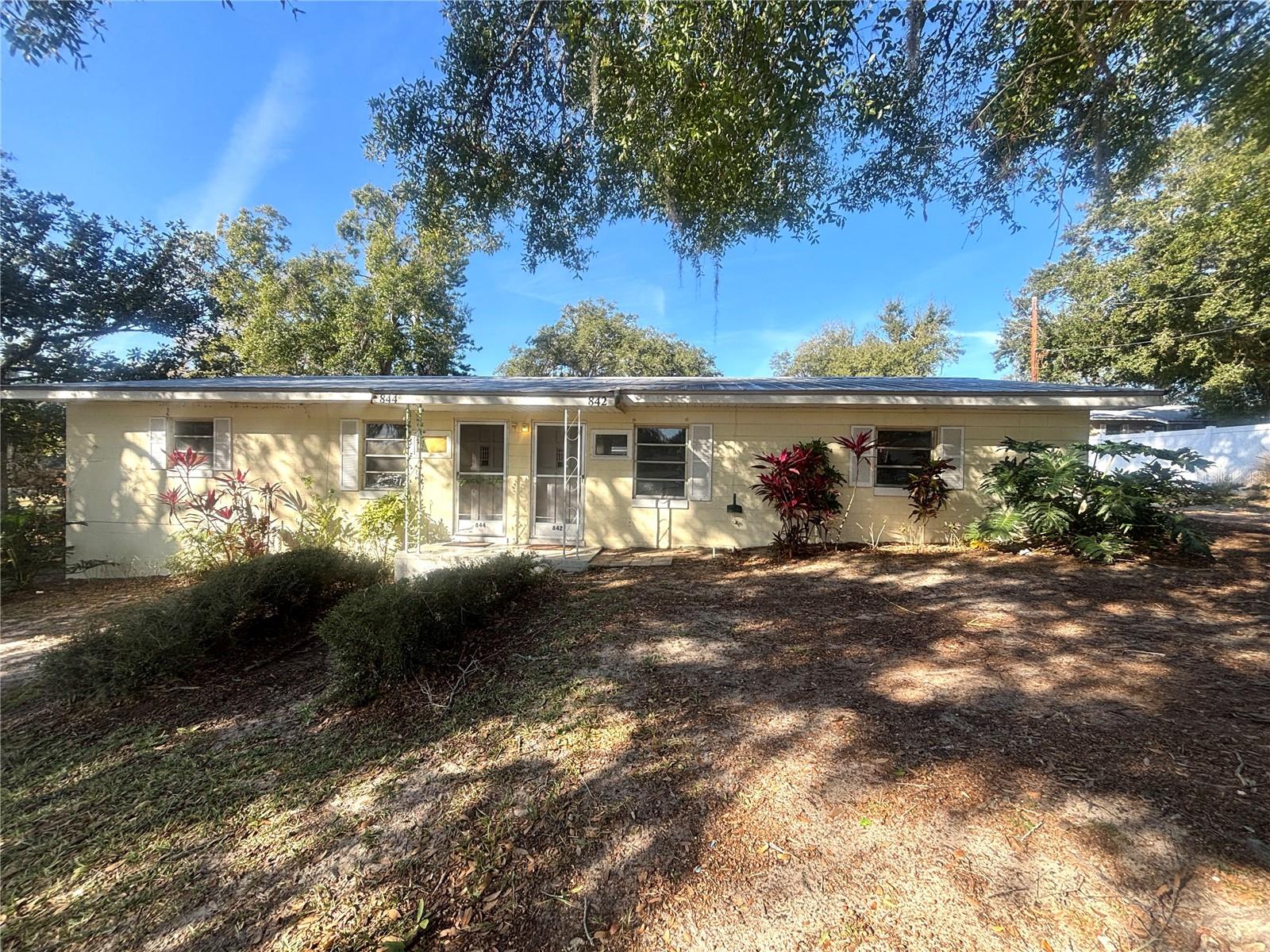 Details for 842 Lake Avenue, CLERMONT, FL 34711