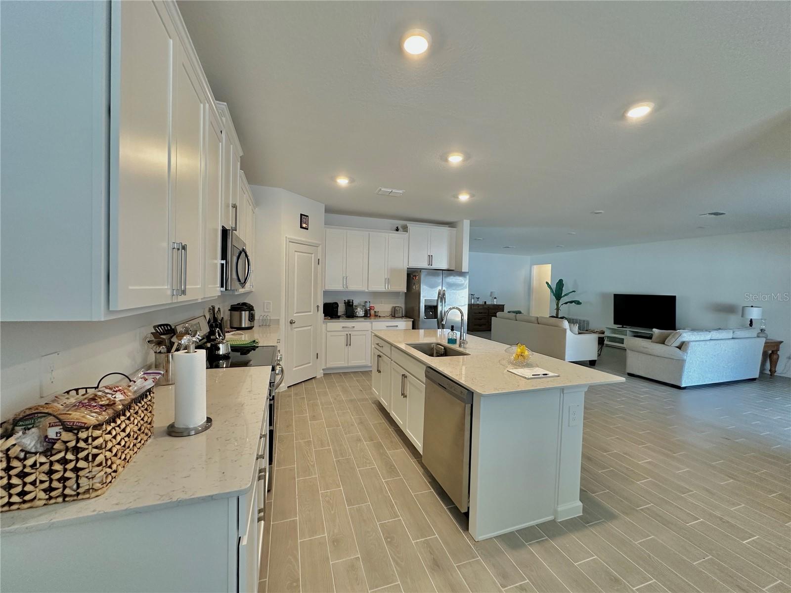 Image 15 of 51 For 8846 69th Terrace