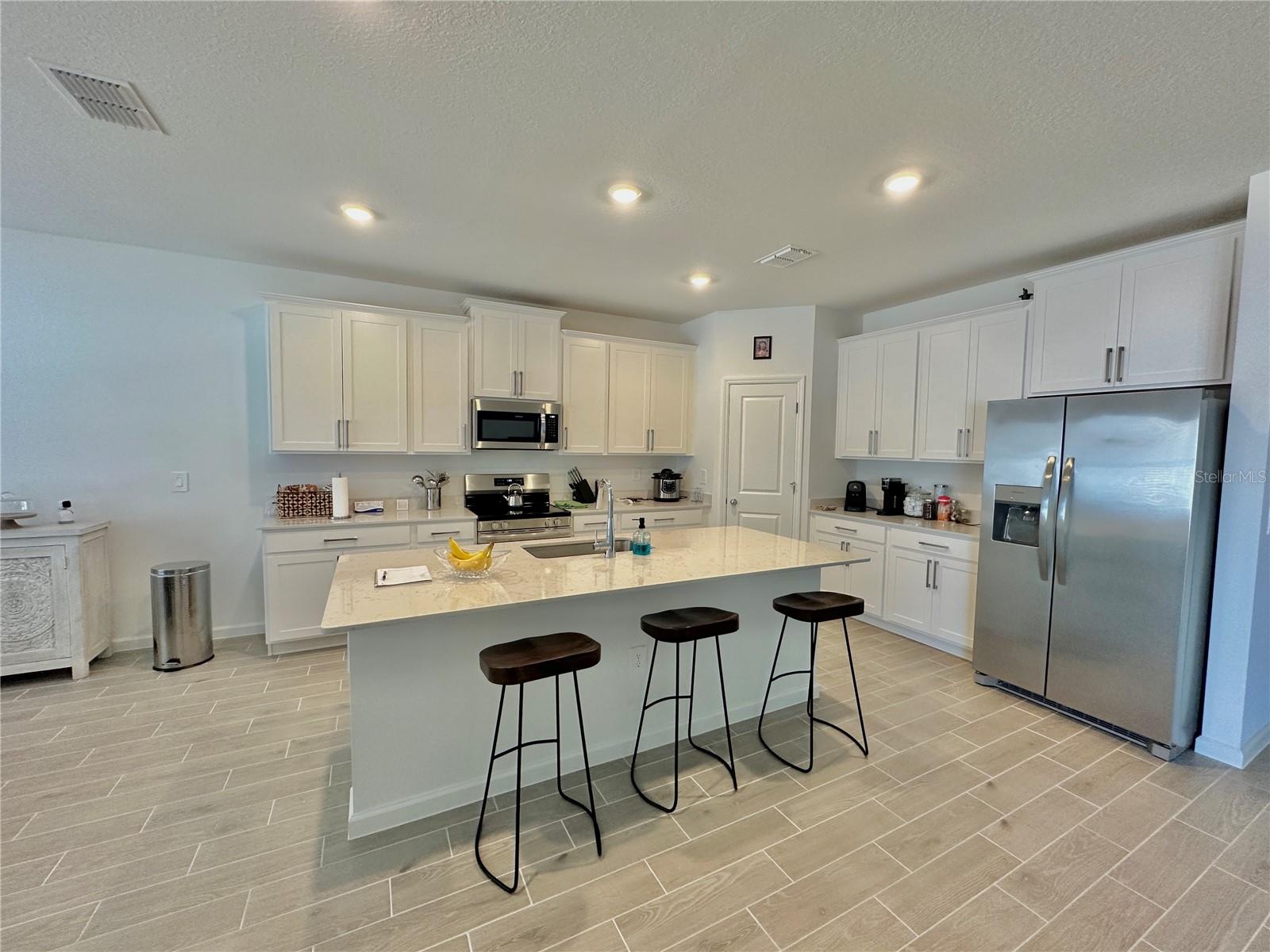 Image 17 of 51 For 8846 69th Terrace