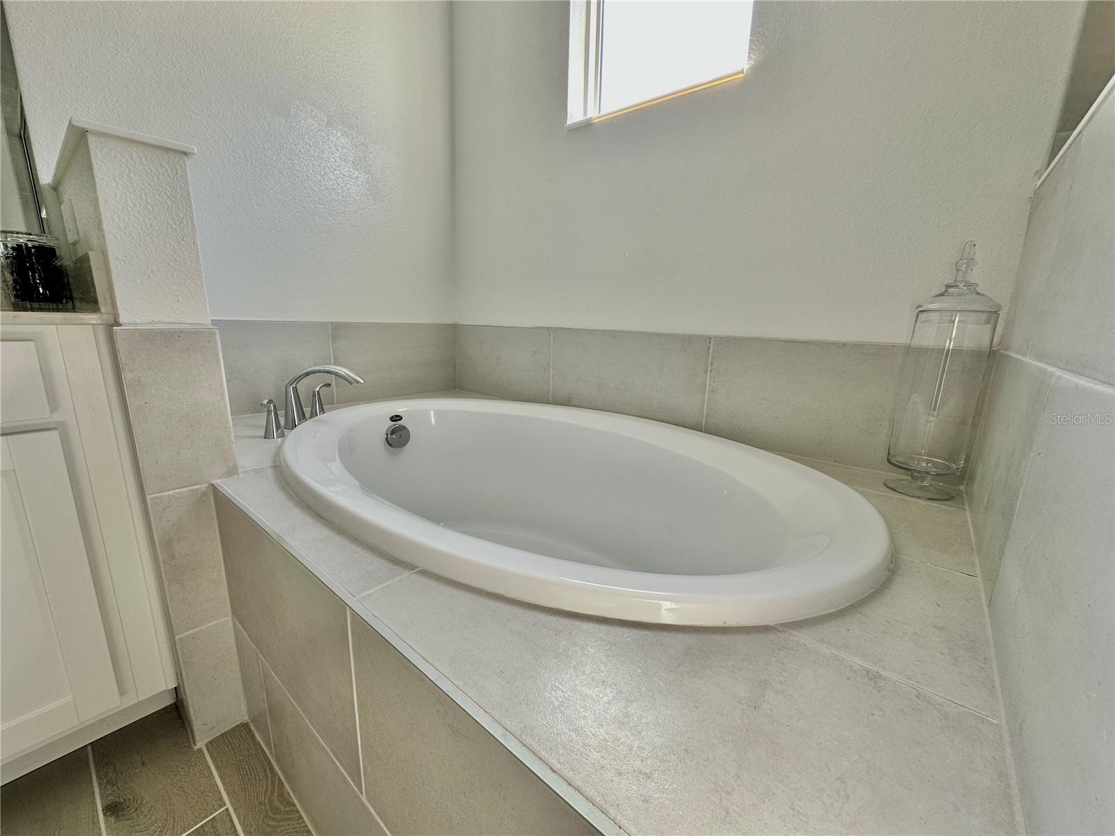 Image 26 of 51 For 8846 69th Terrace