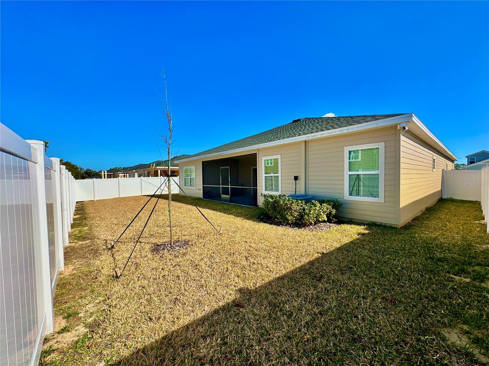 Image 6 of 51 For 8846 69th Terrace