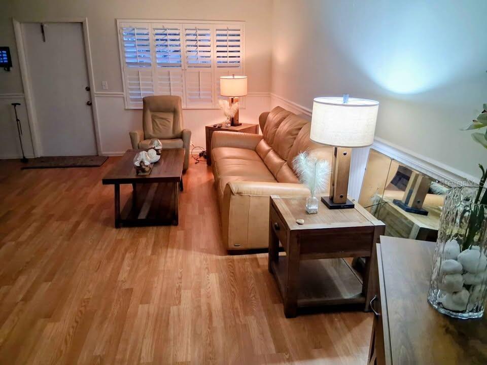 Image 7 of 15 For 7 Vista Gardens Trail 105