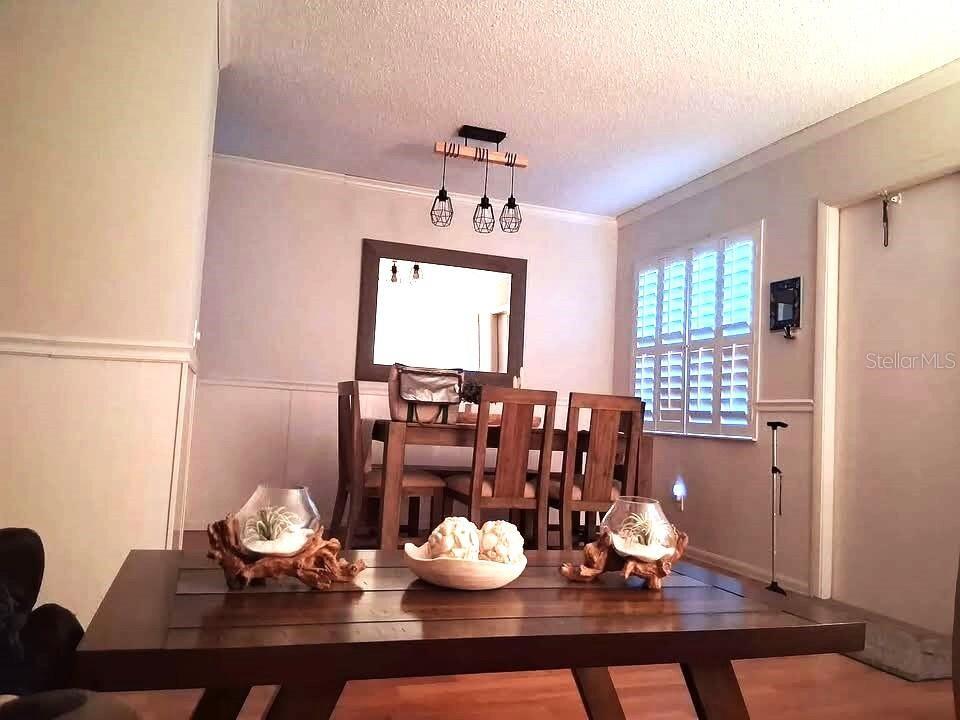 Image 8 of 15 For 7 Vista Gardens Trail 105