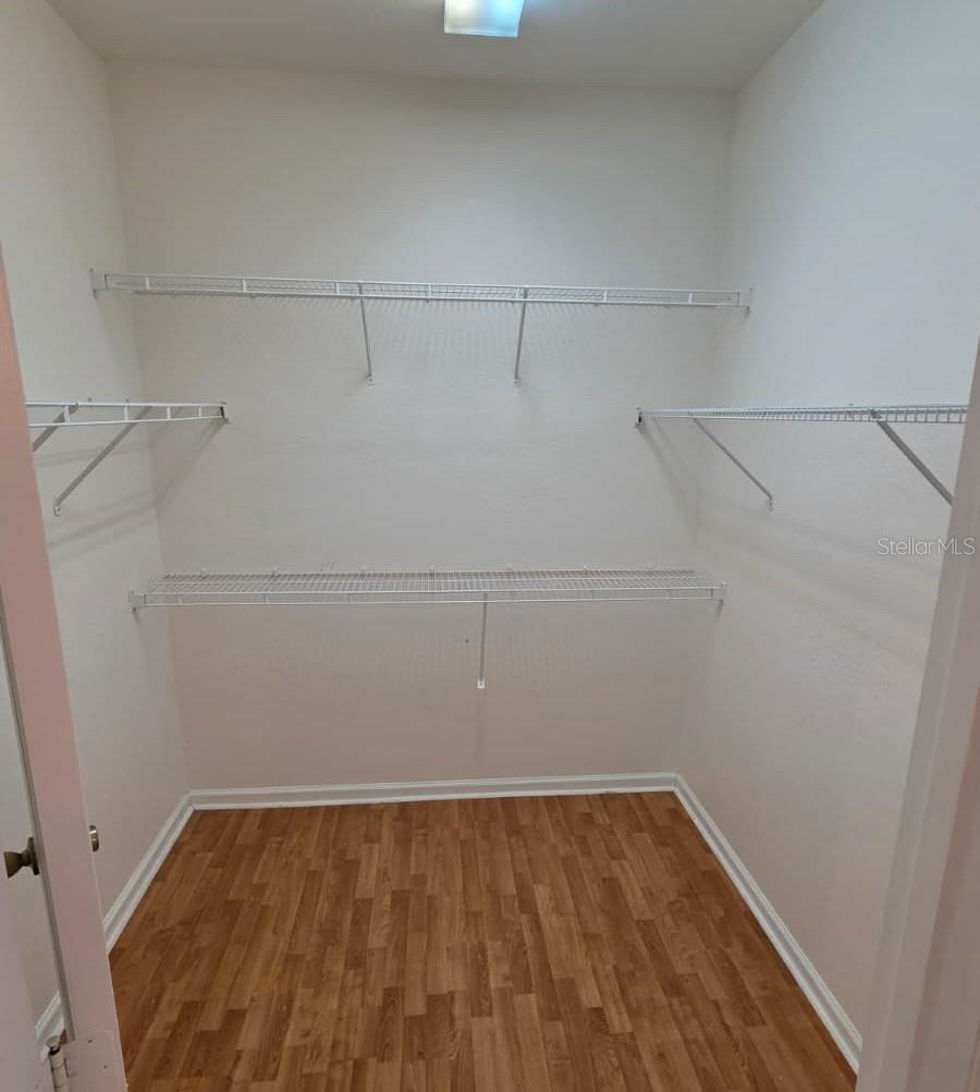 Image 26 of 42 For 13527 Misarden Lane