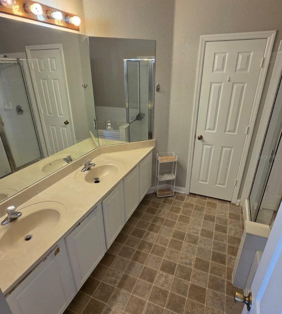 Image 28 of 42 For 13527 Misarden Lane