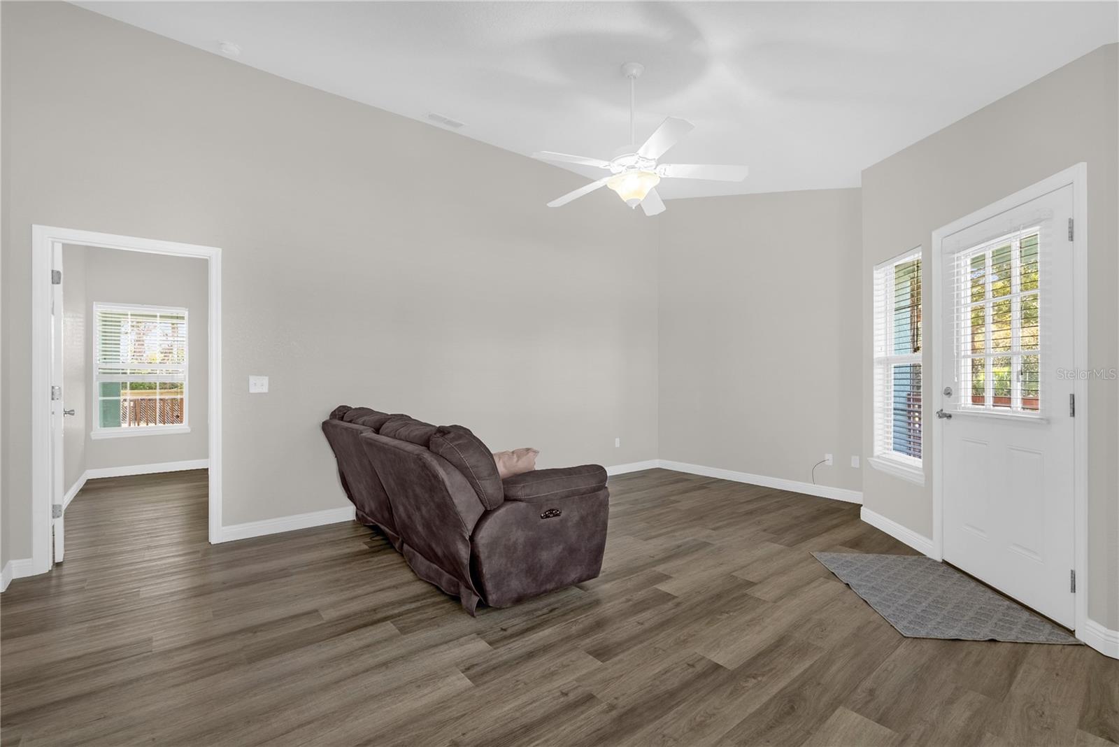 Image 18 of 30 For 316 Leavitt Avenue