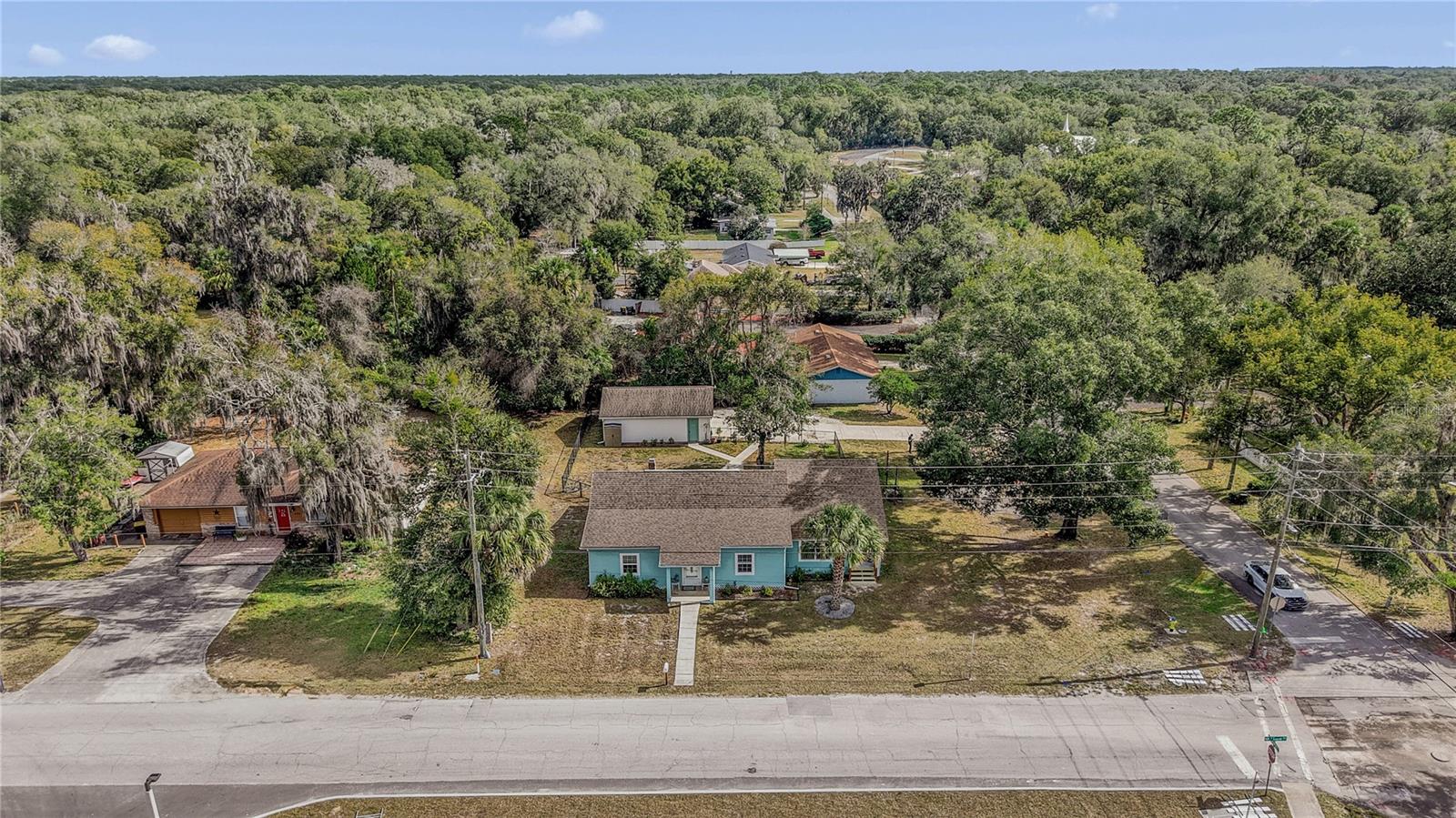 Image 27 of 30 For 316 Leavitt Avenue